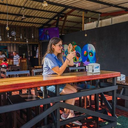 Arenal Container Hostel La Fortuna Luaran gambar