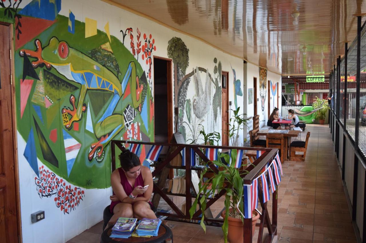 Arenal Container Hostel La Fortuna Luaran gambar