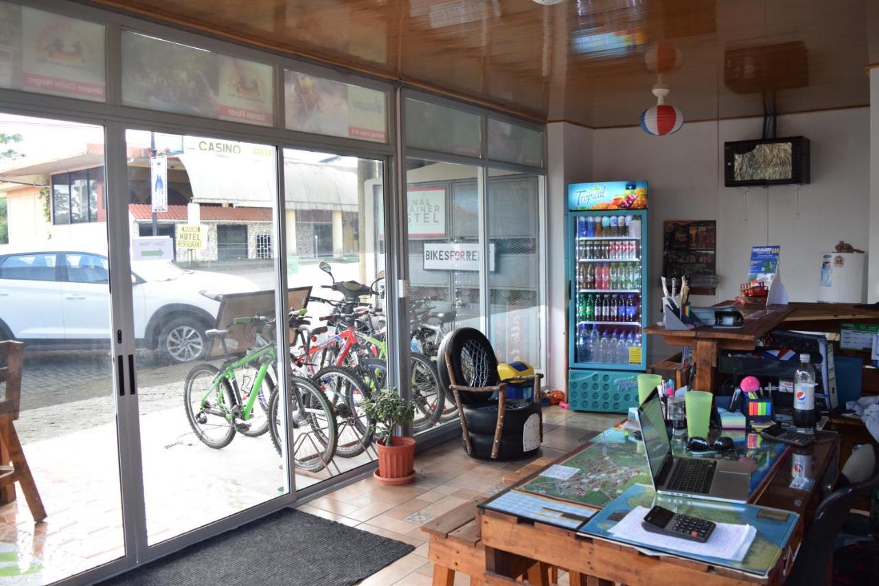 Arenal Container Hostel La Fortuna Luaran gambar