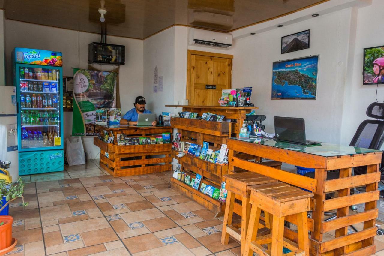 Arenal Container Hostel La Fortuna Luaran gambar