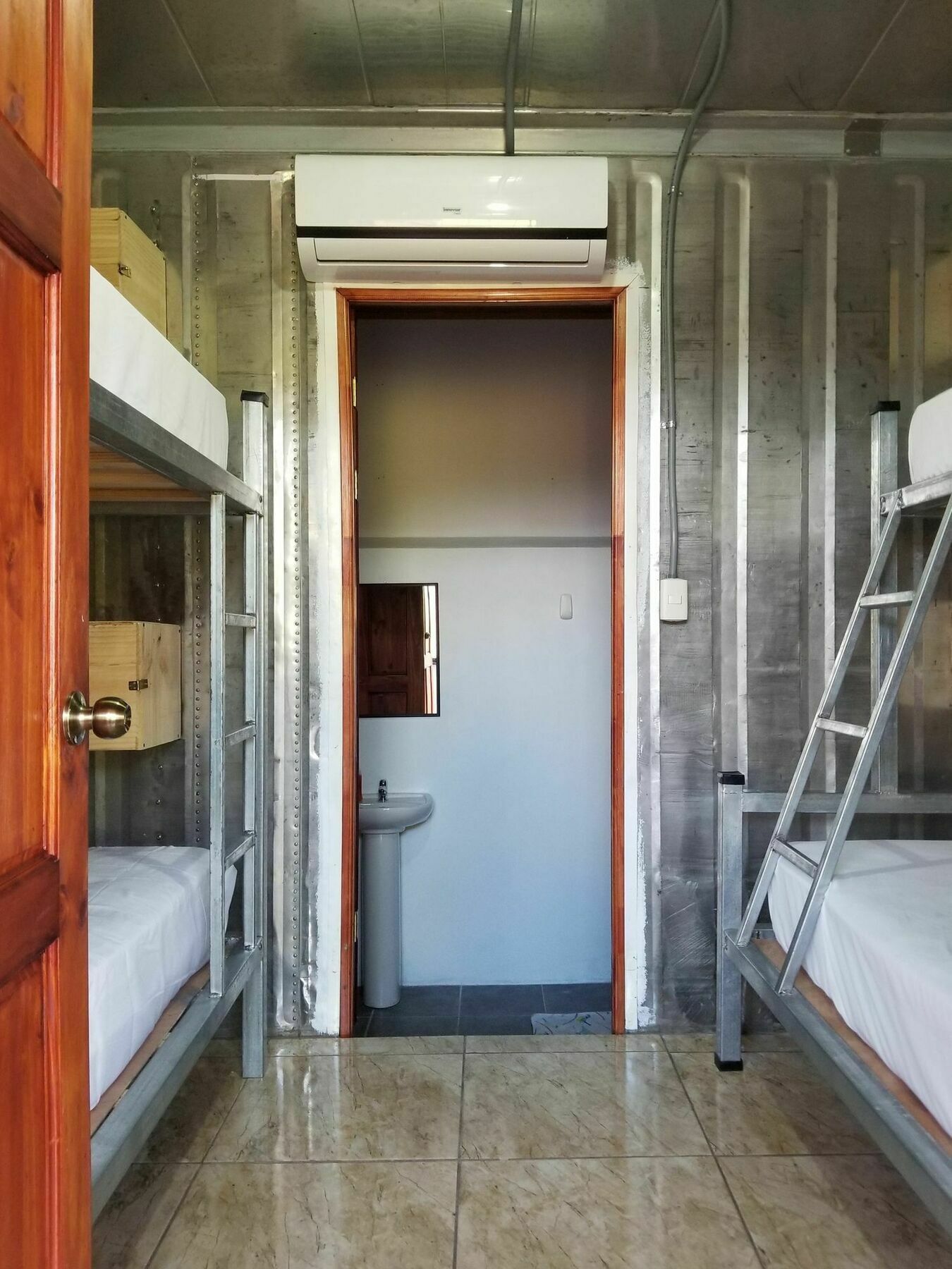 Arenal Container Hostel La Fortuna Luaran gambar